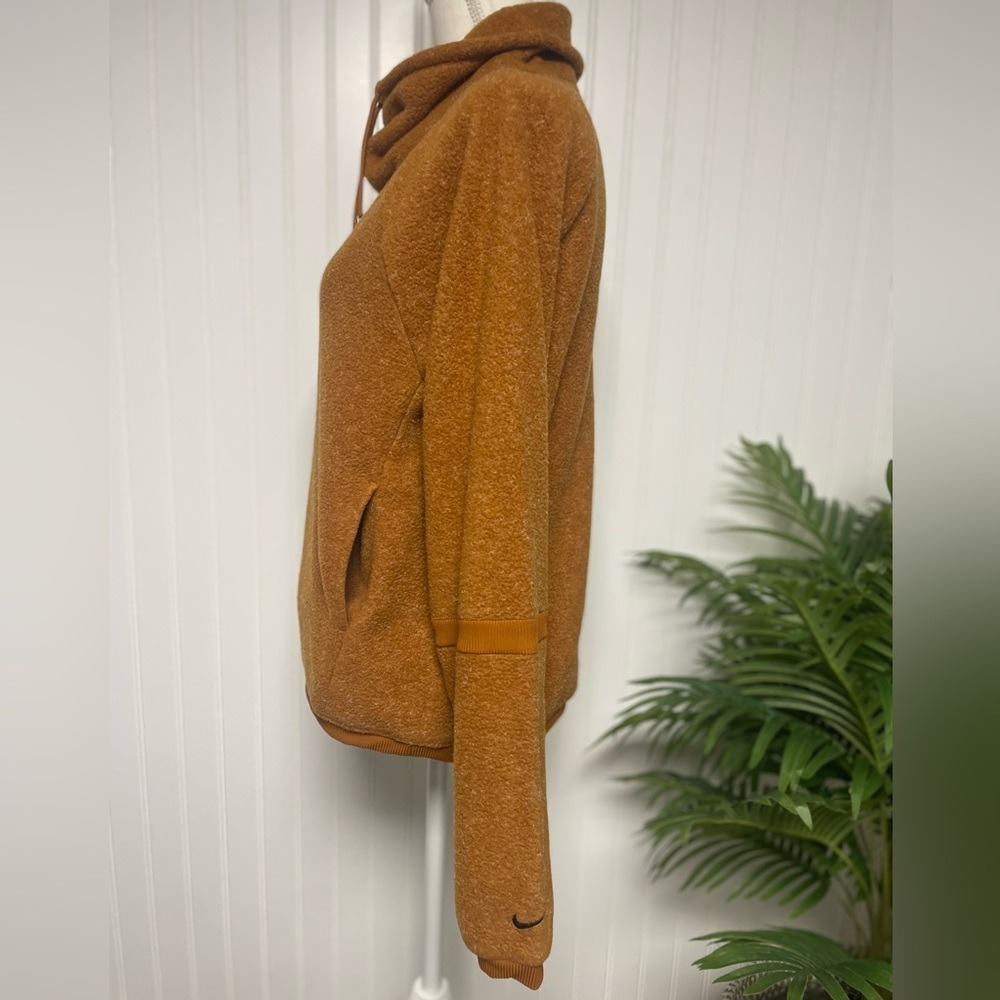 Nike  Therma Cowl Neck Camel Cozy Training Pullover Women's Small - Picture 4 of 12